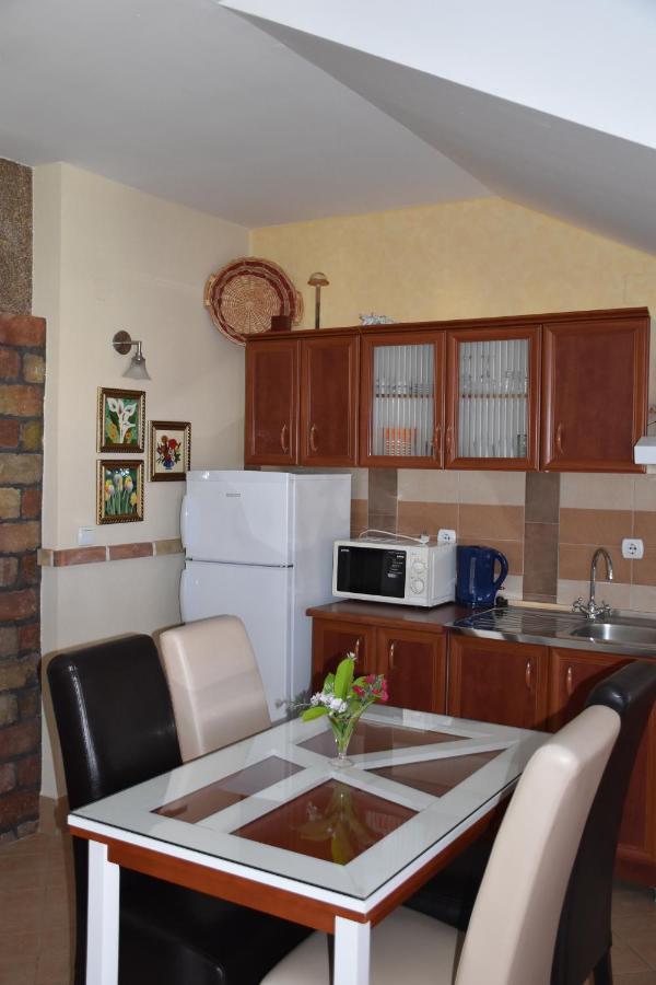Apartments Scepanovic Tivat Eksteriør billede