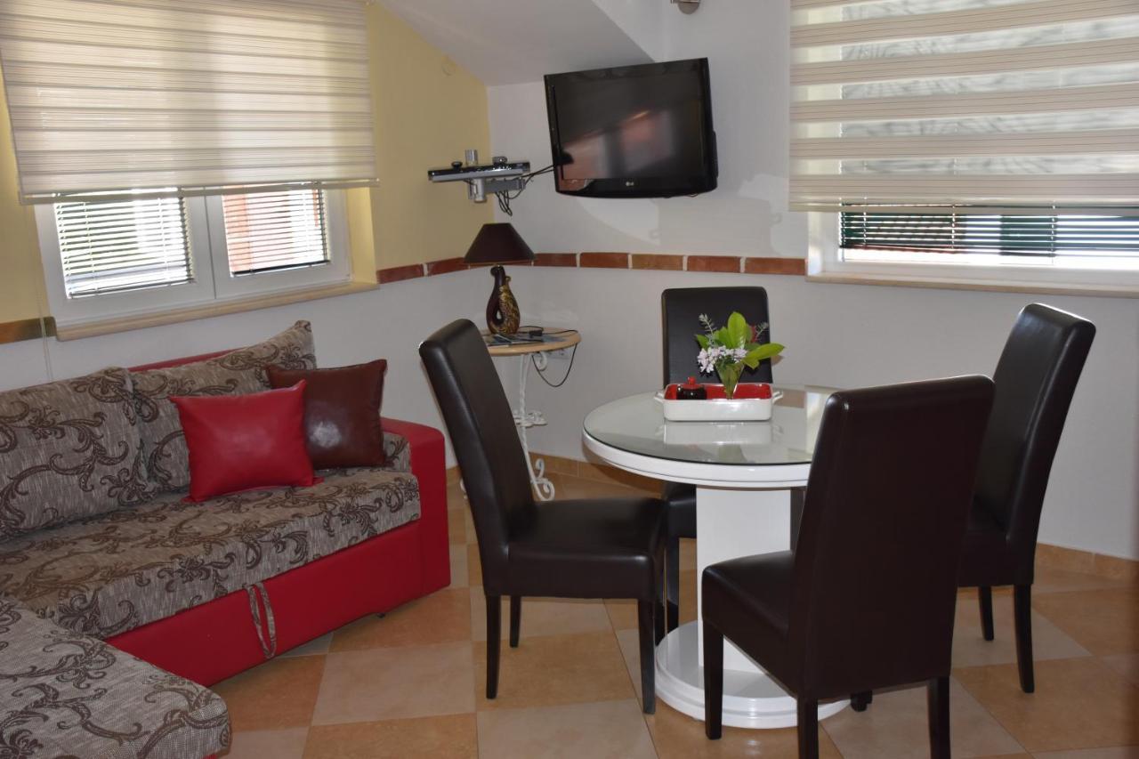 Apartments Scepanovic Tivat Eksteriør billede