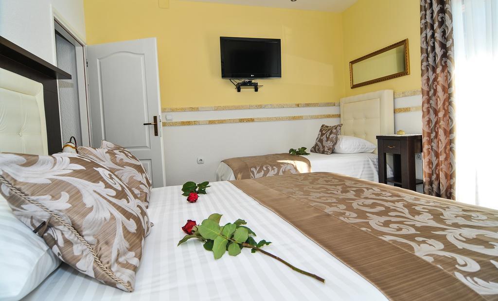 Apartments Scepanovic Tivat Eksteriør billede