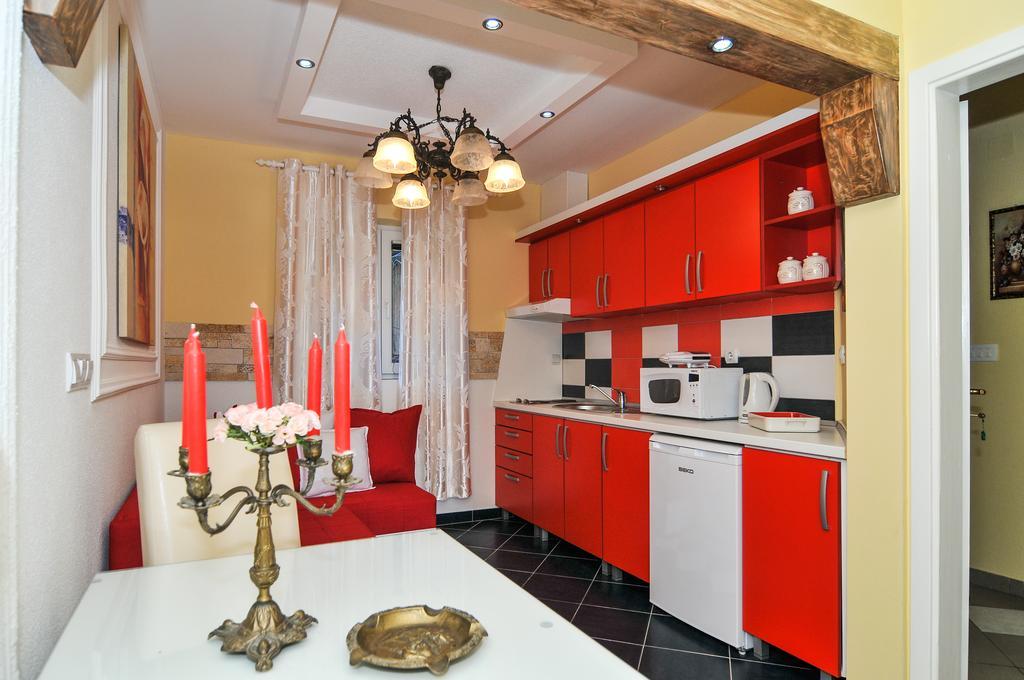 Apartments Scepanovic Tivat Eksteriør billede