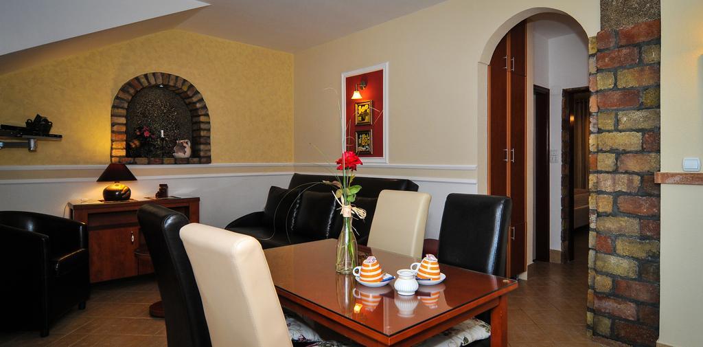 Apartments Scepanovic Tivat Eksteriør billede